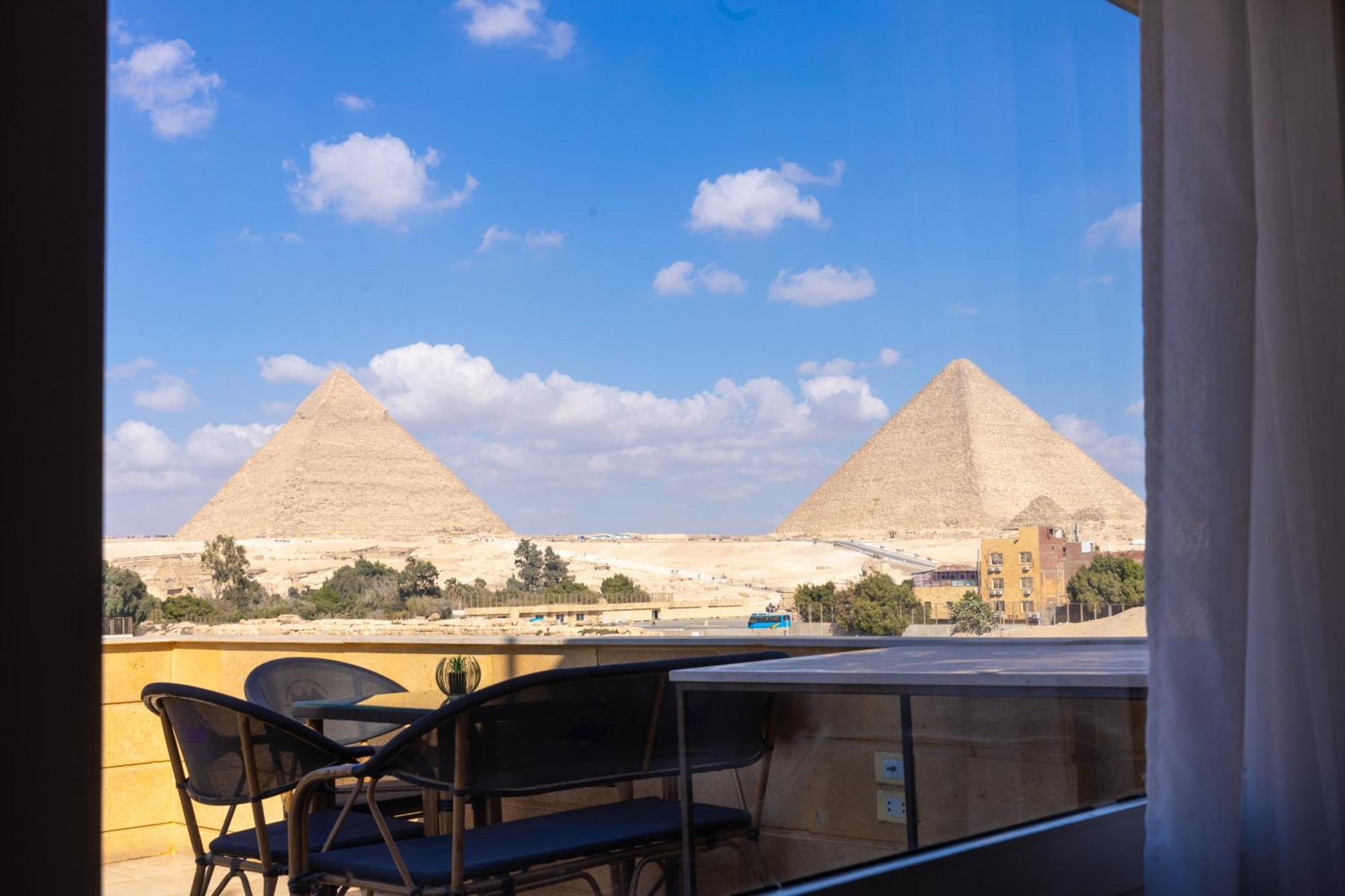 Hotel Pyramids Land Palace *